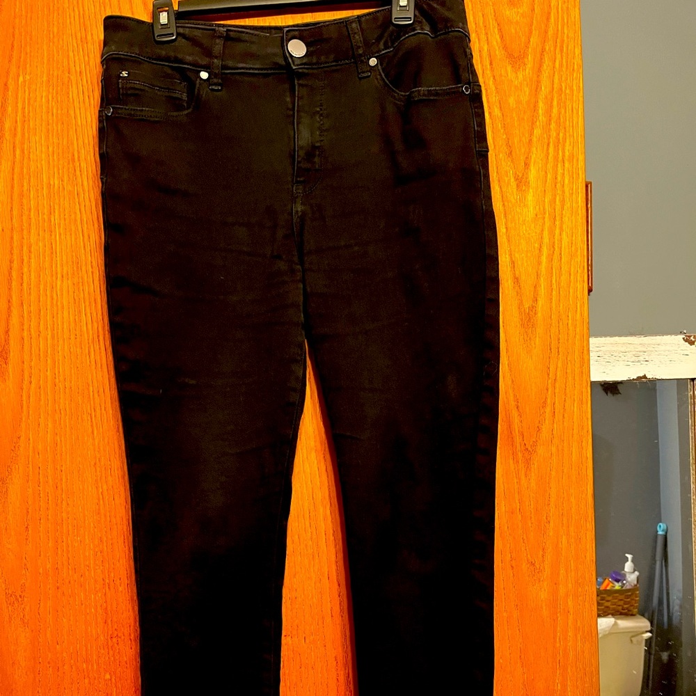 Size 10 women’s Seven7 black jeans 30 inseam